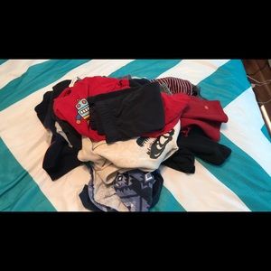 A pile of 18-2t clothes